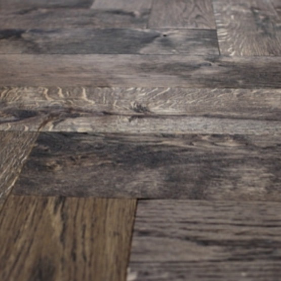 Visgraat raftwood